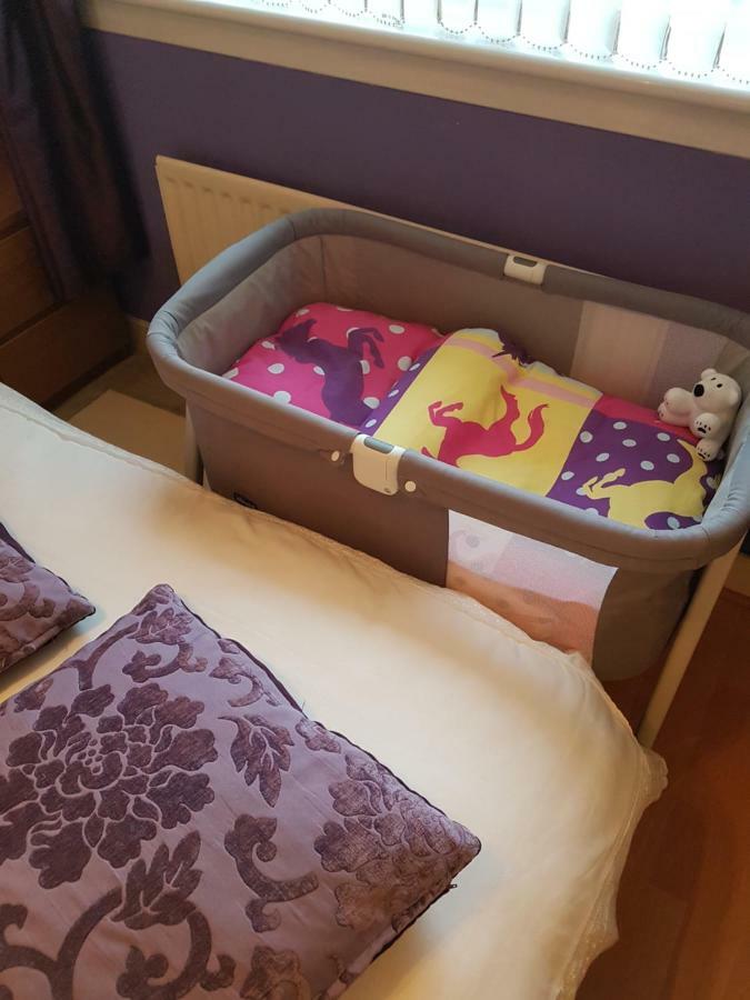 Homestay Oakridge Crescent Пейсли Экстерьер фото